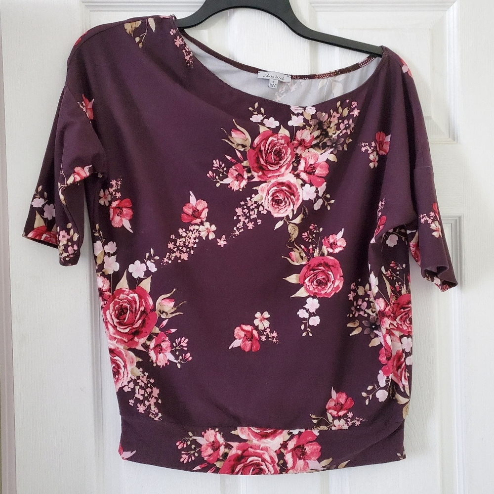 One shoulder top